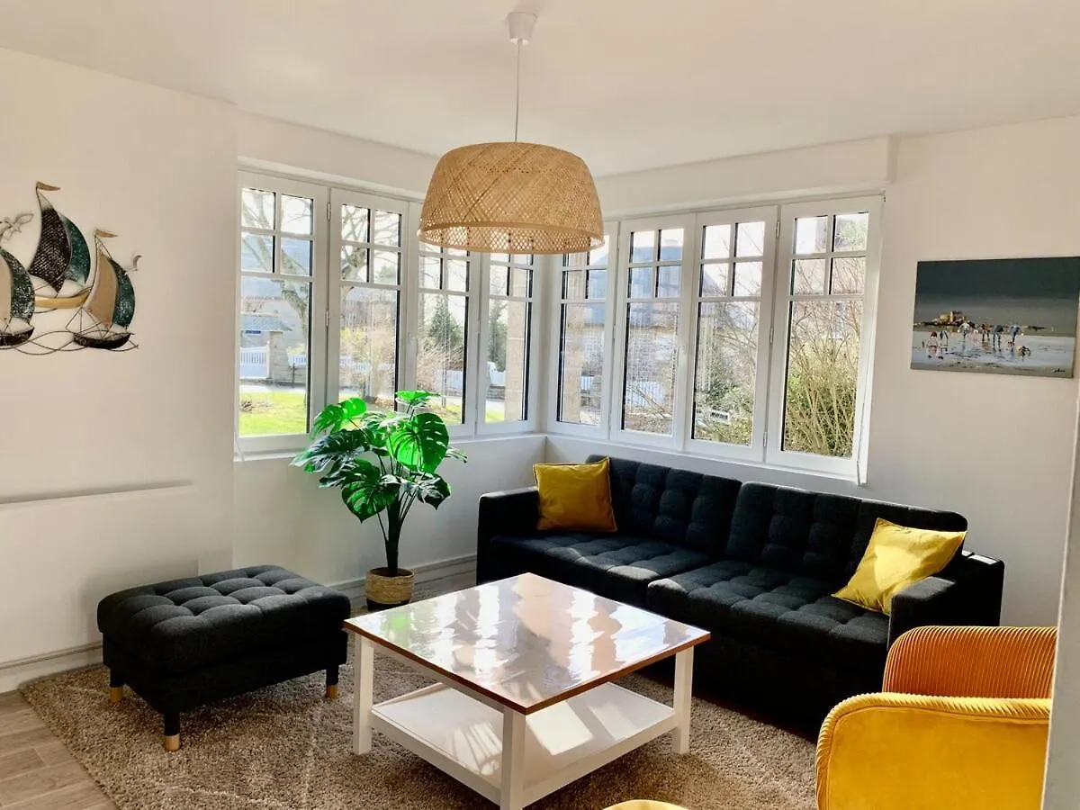 اتصالات Appartement A Cancale Situe A 500 M Du Port 